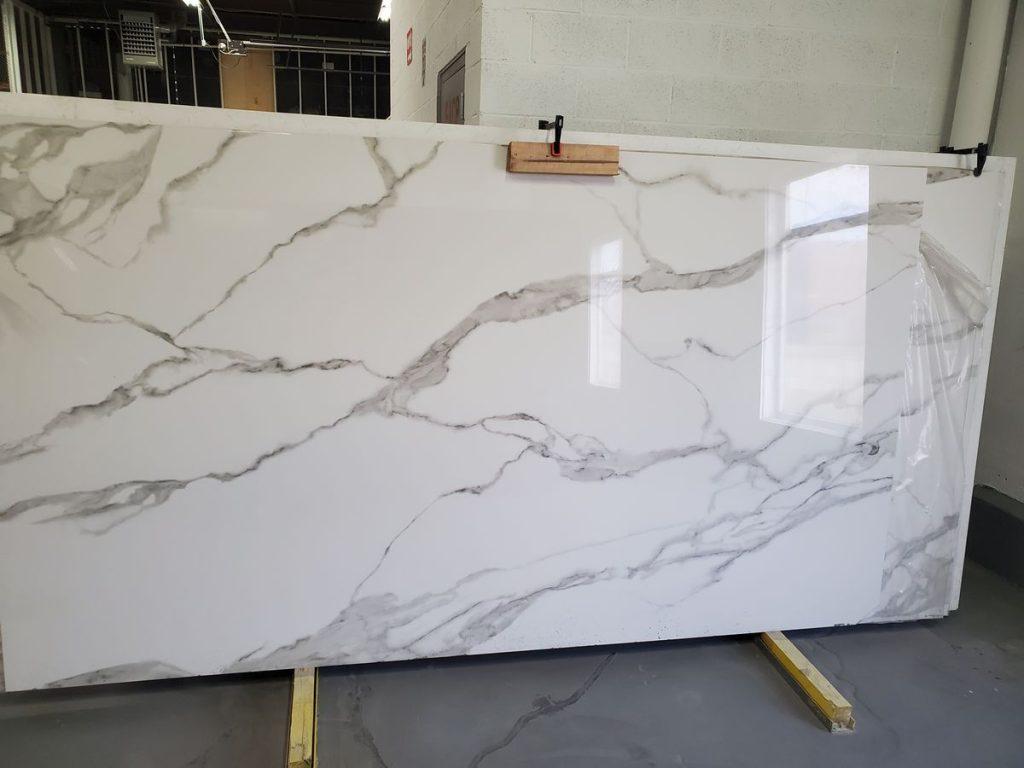 Calatatta porcelain slab